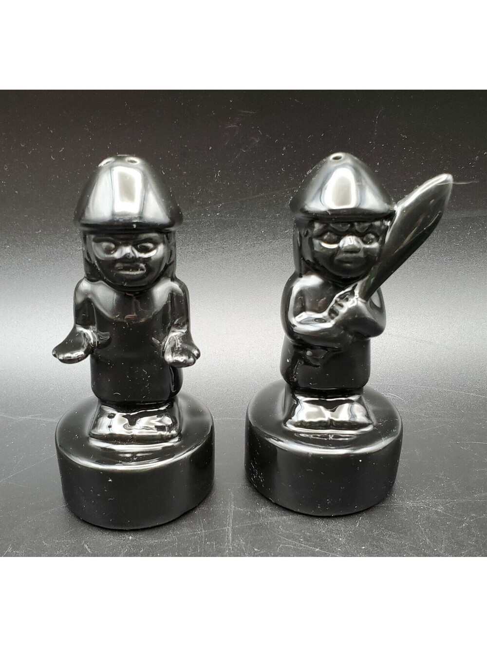 Black Ceramic Figural Salt and Pepper Shakers Glossy Finish Warriors Sports
